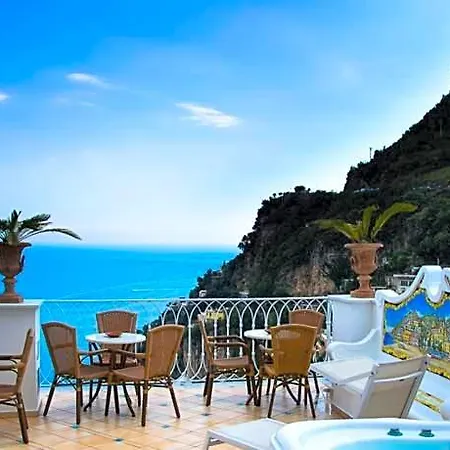 Ξενοδοχείο Palazzo Marzoli 4*