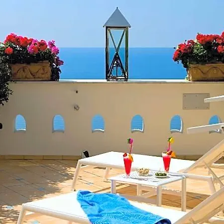 Palazzo Marzoli 4* 포지타노