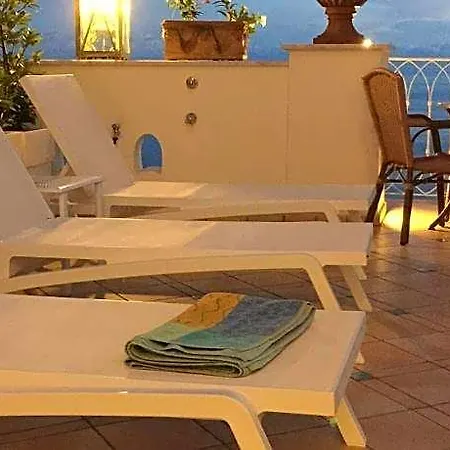 Palazzo Marzoli 4* 포지타노